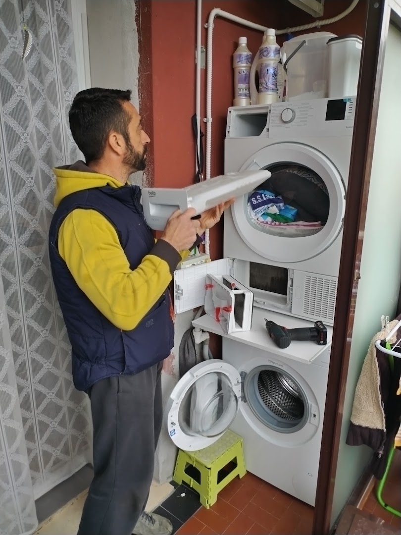 Roberto tecnico riparazioni e installazioni elettrodomestici · Foto 4